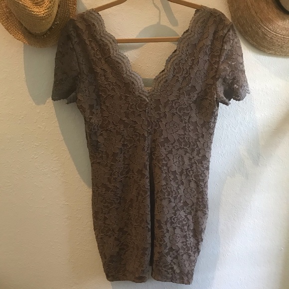 Kimchi Blue Lace Taupe Dress L - Picture 2 of 6